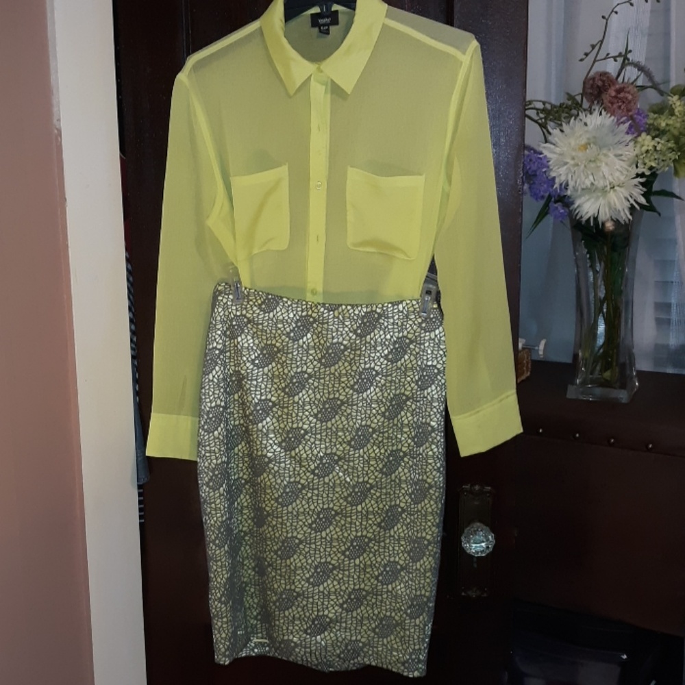 ✔Mossimo vibrant yellow and gray coordinate set